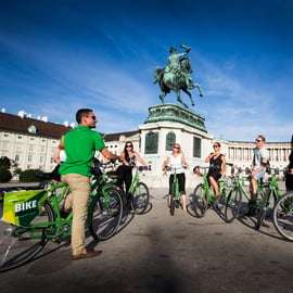 Vienna by Bike 3-Hour All-In-One City Bike Tour en anglais