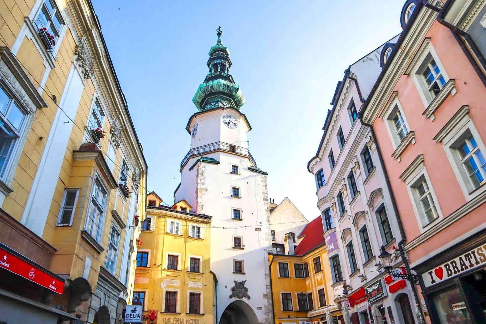 Vienne : visite guidée de Bratislava et du château de Devín via Hainburg
