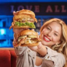 Vienne : Hard Rock Cafe avec menu fixe pour le déjeuner ou le dîner