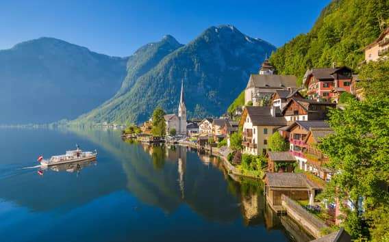 Vienne : Excursion d'une journée à Hallstatt et aux sommets alpins avec Skywalk Lift