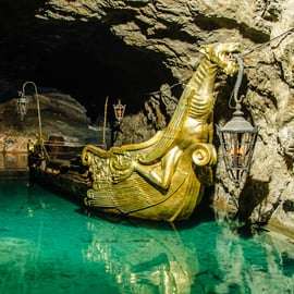 Vienne : Visite de la forêt viennoise avec lac souterrain et vin