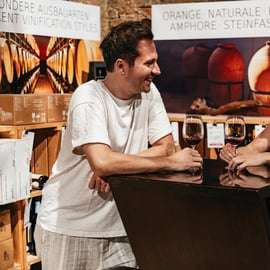 Vienne : Dégustation de vins dans une cave privée