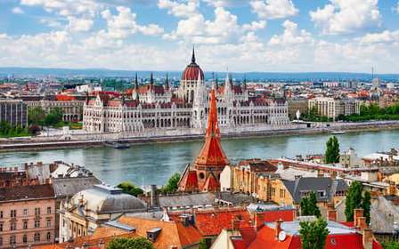 Au départ de Vienne : excursion guidée d'une journée à Bratislava et Budapest