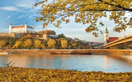 De Vienne à Bratislava, Devín et Hainburg – Visite guidée