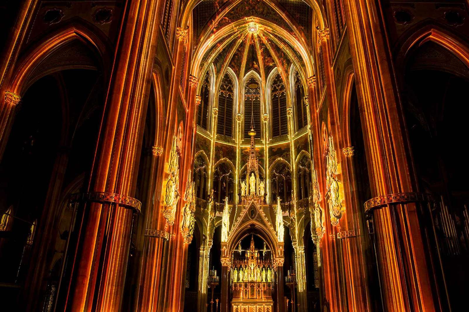 Vienne : Light of Creation Votivkirche Spectacle d'éclairage immersif