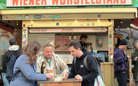 Vienne : visite des stands de saucisses de Vienne avec dégustations