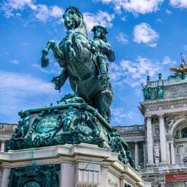 Vienne : visite du musée Sisi, de la Hofburg et des jardins en coupe-file