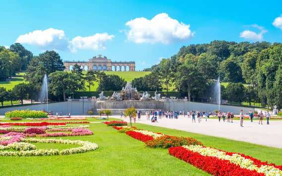 Vienne : Visite du château de Schonbrunn et de ses jardins en coupe-file