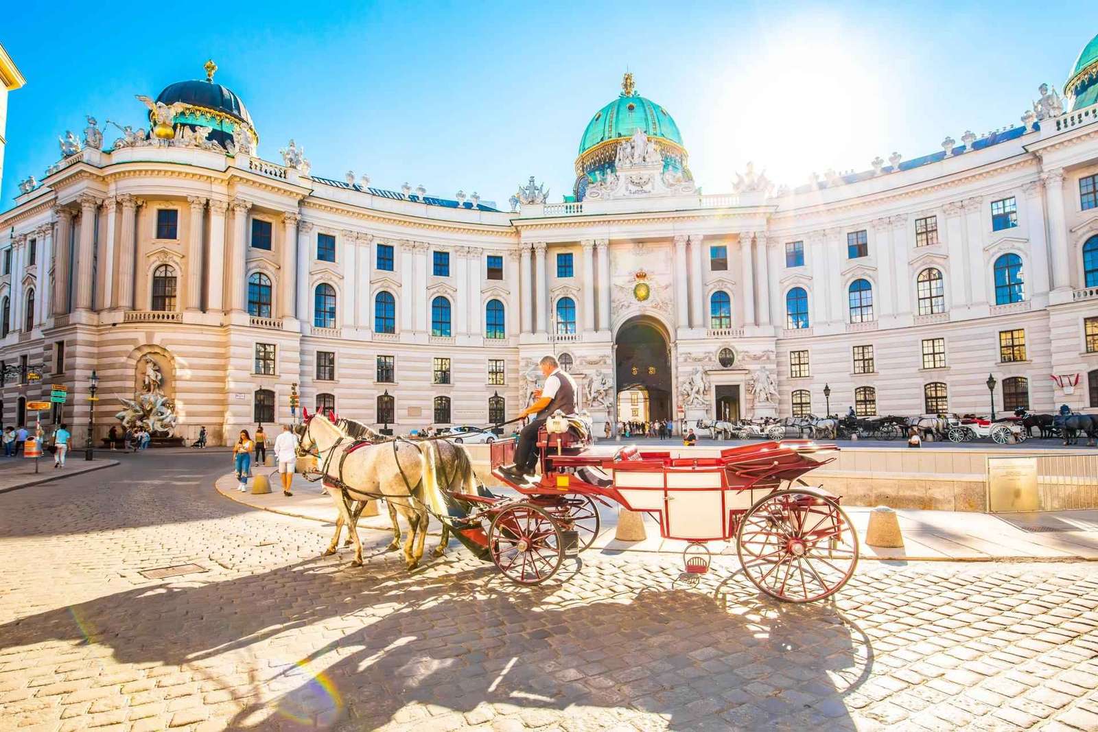 Vienne : visite du musée Sisi, de la Hofburg et des jardins en coupe-file