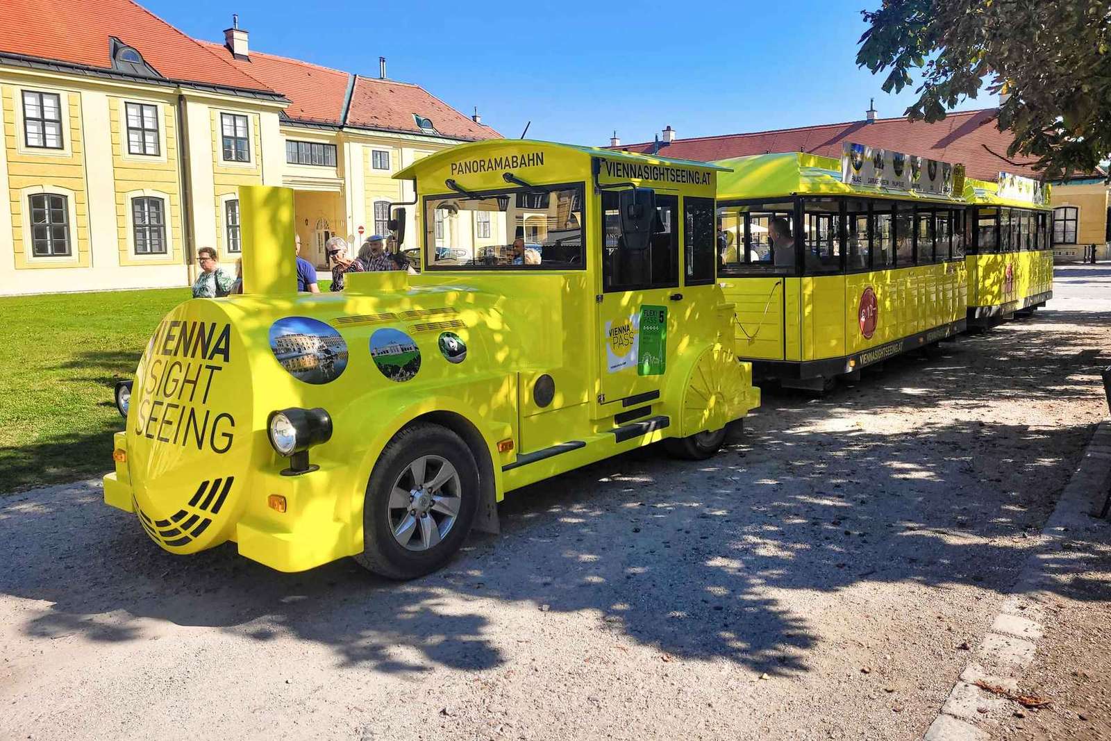 Vienne : Billets de train panoramique pour découvrir le château de Schönbrunn