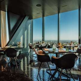 Best City View 220 m : petit-déjeuner avec vue sur la ville au Meliá Vienna