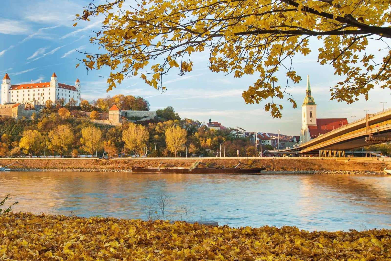 De Vienne à Bratislava, Devín et Hainburg – Visite guidée