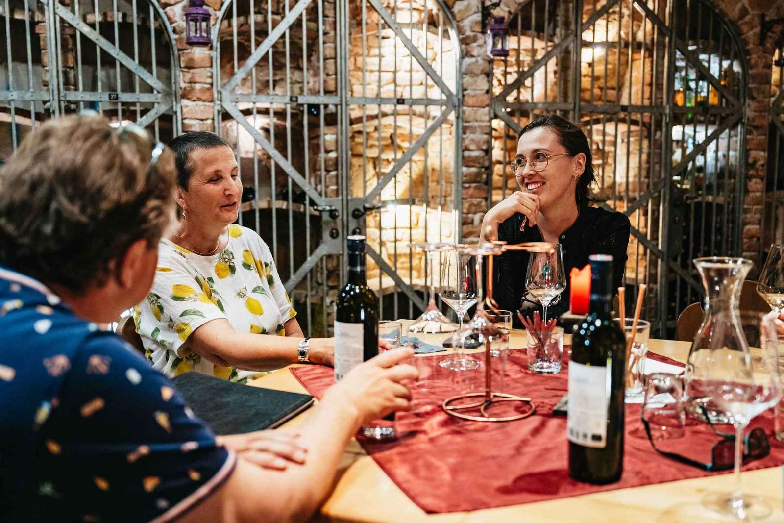 Vienne : dégustation de caves à vin cachées