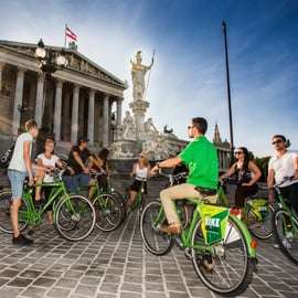 Vienna by Bike 3-Hour All-In-One City Bike Tour en anglais