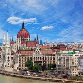 Depuis Vienne : visite guidée d'une journée à Bratislava et Budapest